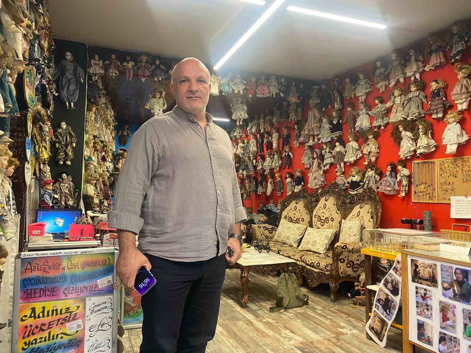 Taş Bebek Kafe ile Geçmişe Yolculuk: 20 Bin Taş Bebek Ziyaretçilerini Bekliyor