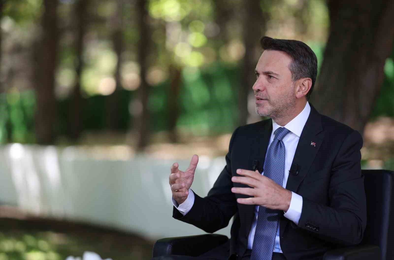 Enerji Bakanı Bayraktar: "Türkiye, elektrikleşme yolunda önemli adımlar atıyor"