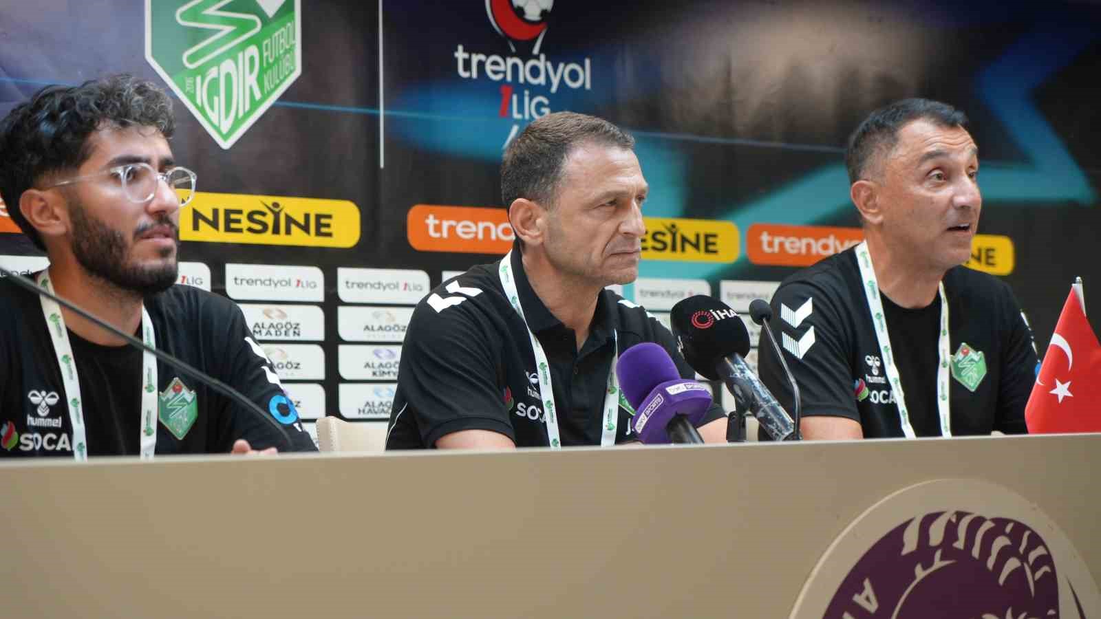 Joti Stamatopoulos: "Zorlu bir maçı geride bıraktık"