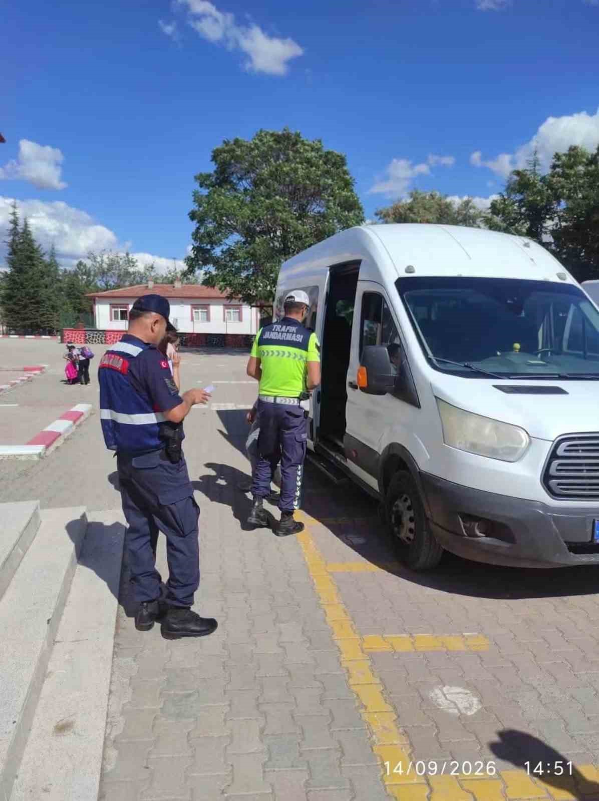 Güdül'de Okul Servislerine Güvenlik Denetimleri Yoğunlaşıyor