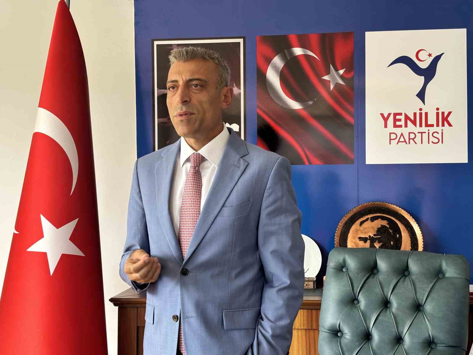 Öztürk Yılmaz'dan Anayasa Mahkemesi Yorumu: "Eski CHP Alışkanlığı"