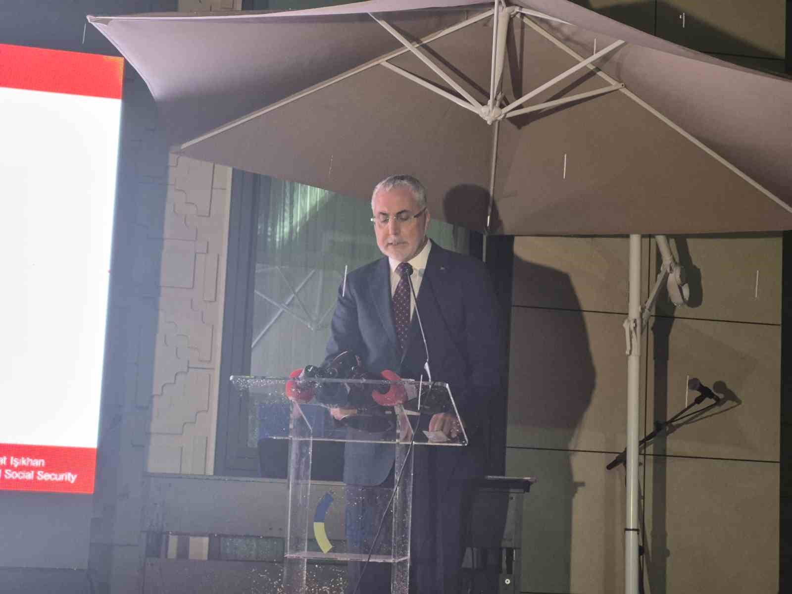 Bakan Işıkhan'dan Türkiye-Ukrayna İlişkilerine Vurgu: "Dostluğumuz Daha da Güçlenecek"