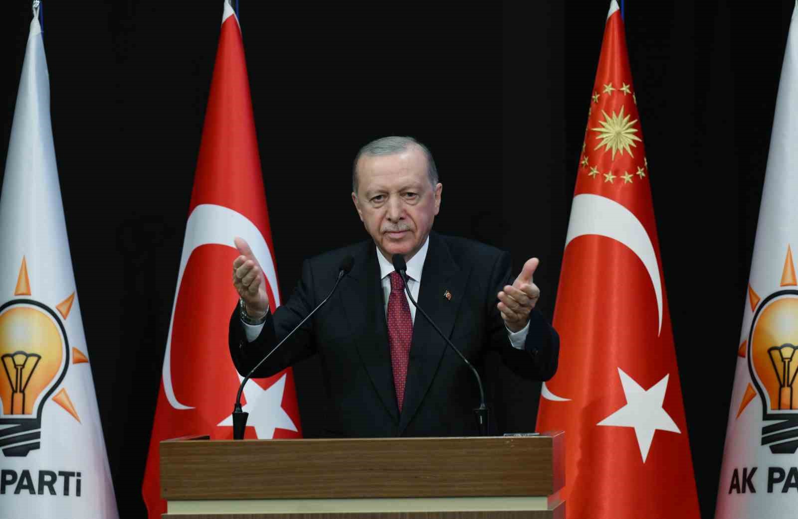 Cumhurbaşkanı Erdoğan: "Yanlış yapanla vedalaşır, yolumuza güçlenerek devam ederiz"
