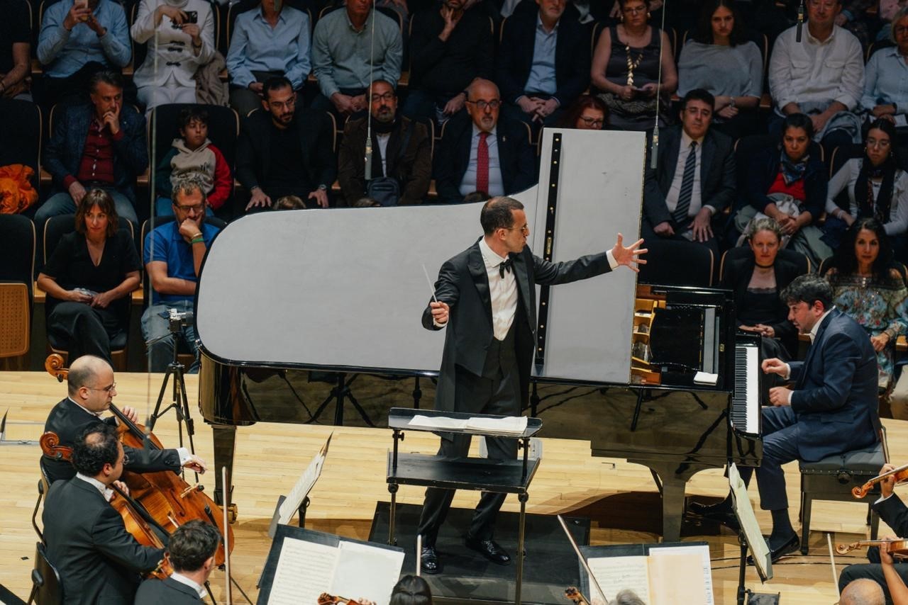 Ankara'da Senfoni Coşkusu: CSO 200. Yılını Büyüleyici Bir Konserle Kutladı