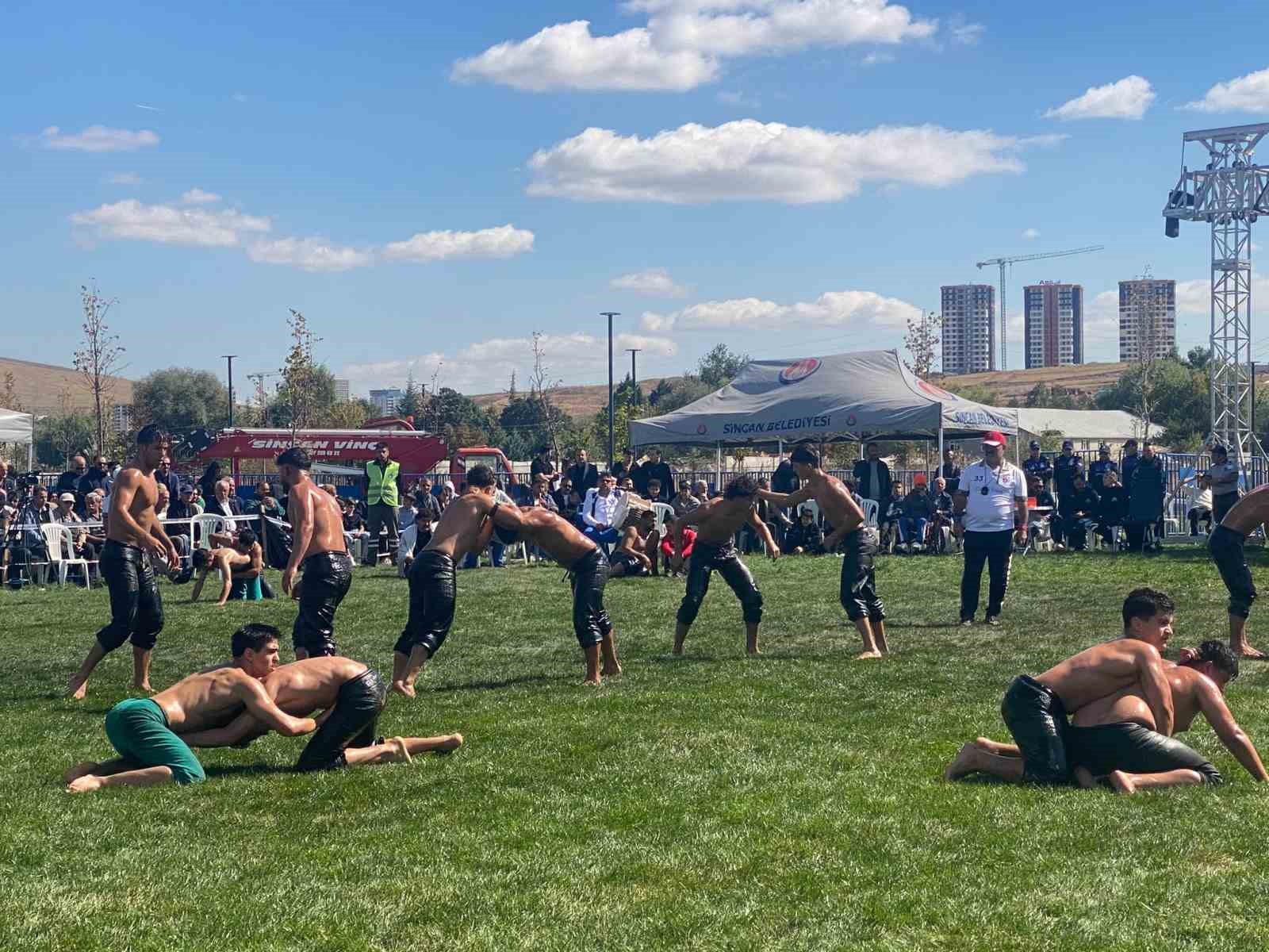 Sincan Yağlı Güreş Festivali'nde 500 Pehlivan Er Meydanında Buluştu
