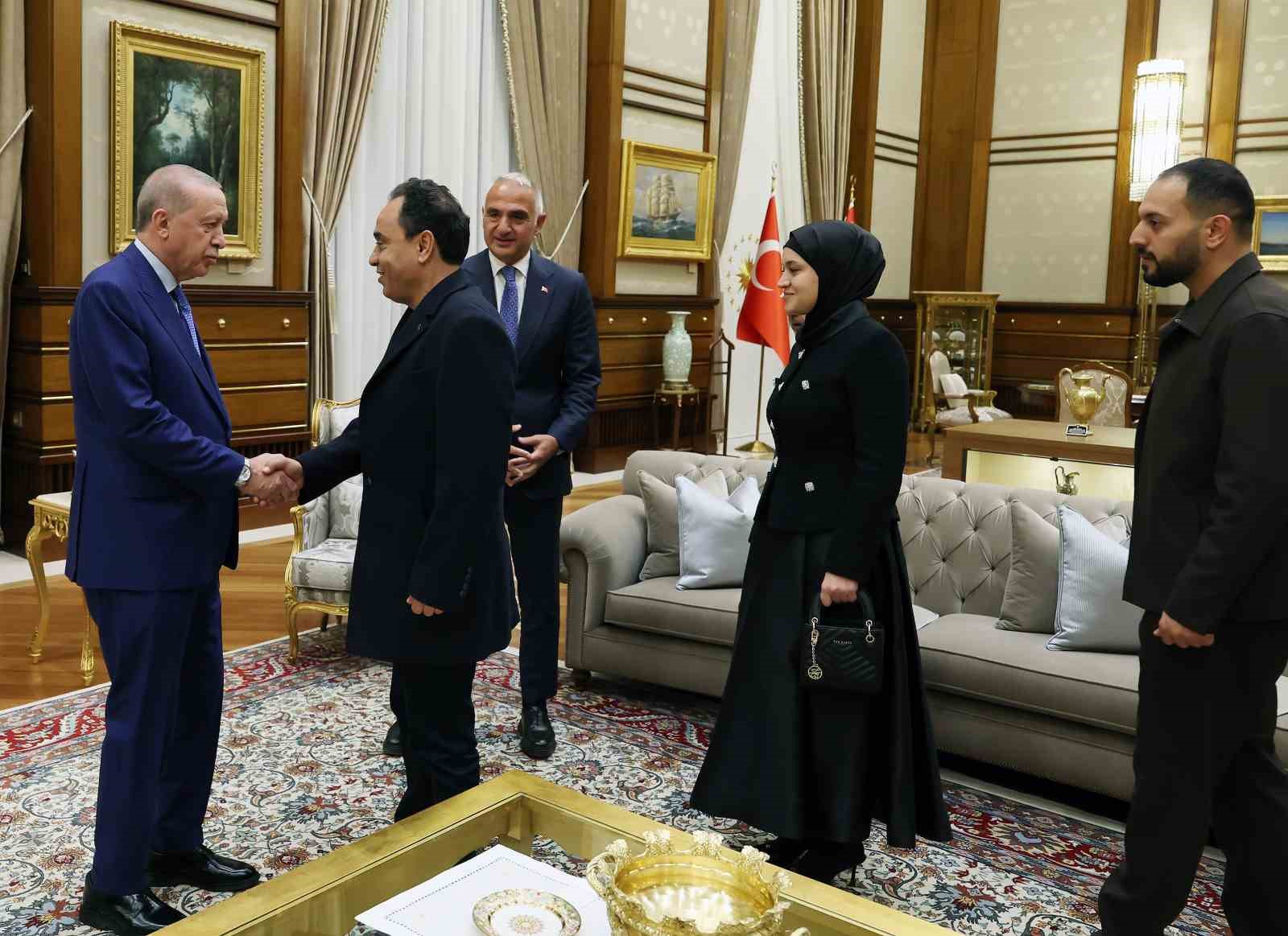 Cumhurbaşkanı Erdoğan, Hind Rajab’ın Ailesini Ağırladı