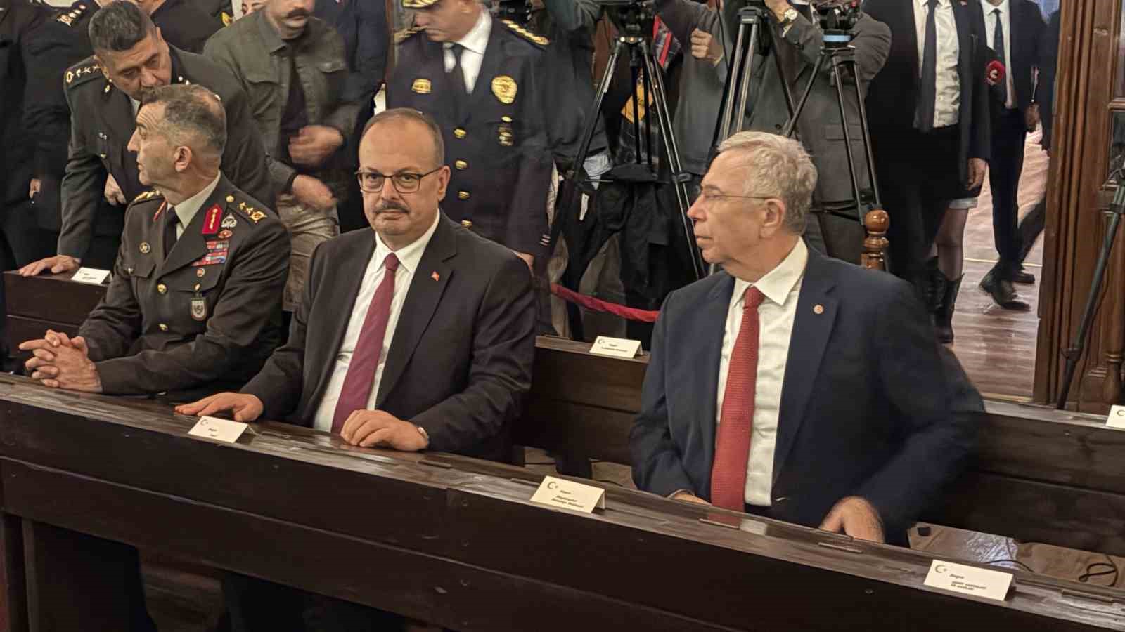 Ankara'nın Başkent Oluşunun 103. Yılı: Vali Canbolat ve Başkan Yavaş'tan Anlamlı Mesajlar