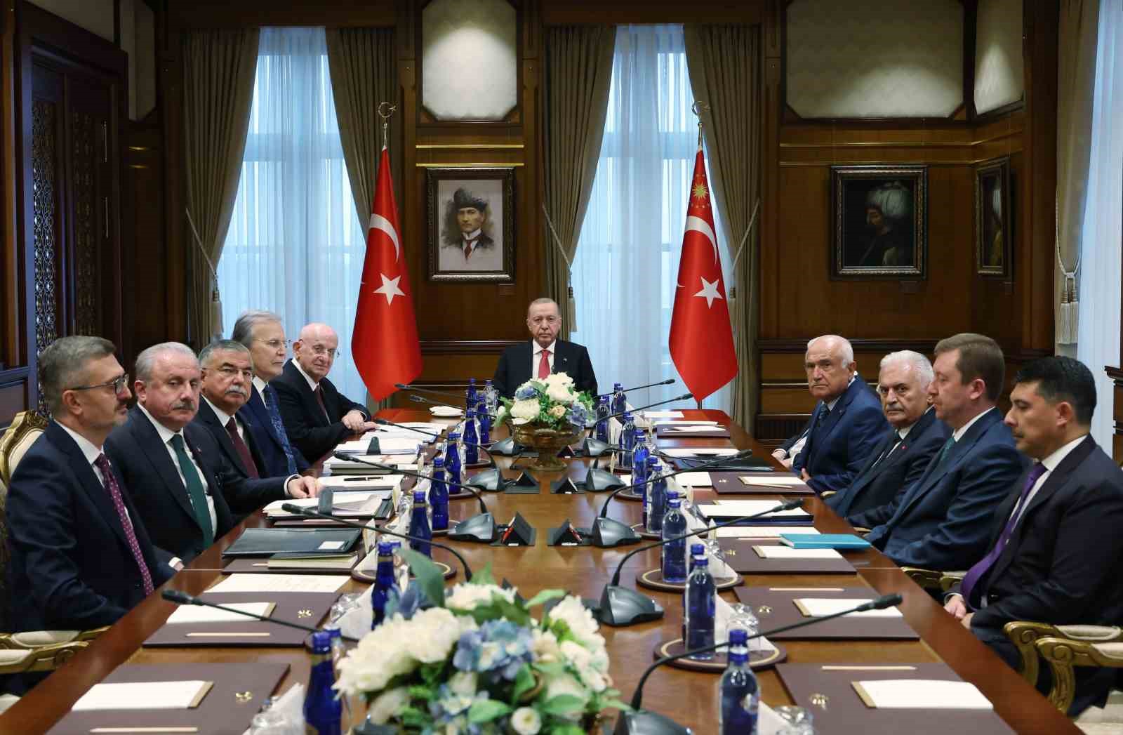 Cumhurbaşkanı Erdoğan, Yüksek İstişare Kurulu'nu Topladı