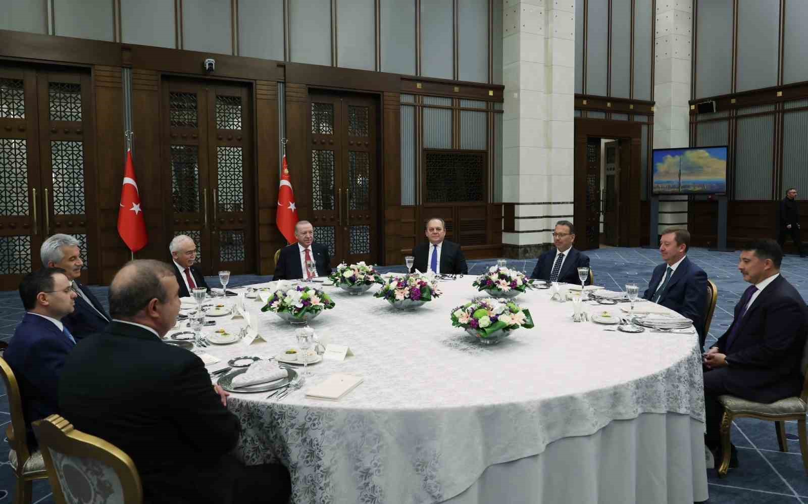 Cumhurbaşkanı Erdoğan, Yüksek Mahkeme Başkanlarıyla Önemli Bir Buluşma Gerçekleştirdi