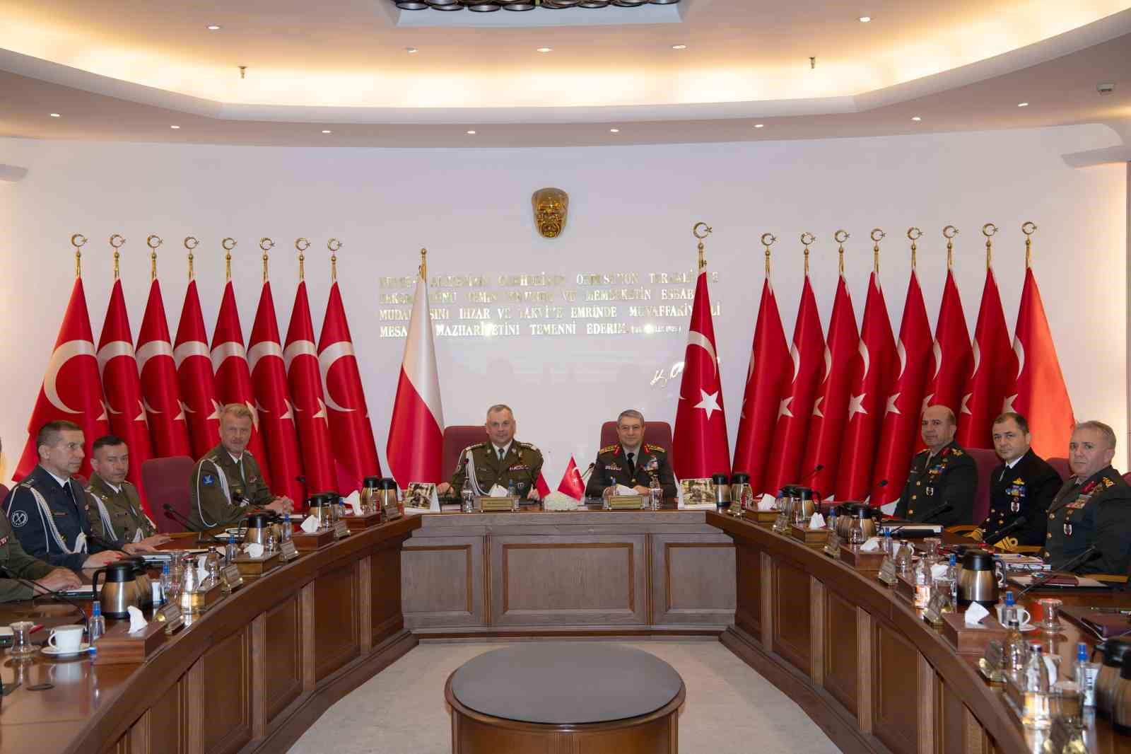 Bayraktaroğlu ve Kukula Ankara'da Bir Araya Geldi