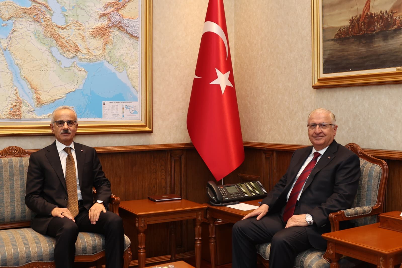 Bakan Güler, Ulaştırma Bakanı Uraloğlu ile Bir Araya Geldi