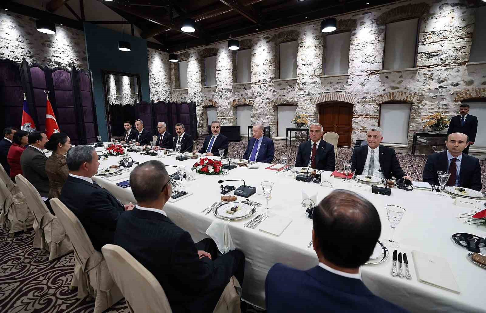 Türkiye ve Kamboçya Arasındaki Ticaret İlişkileri Derinleşiyor