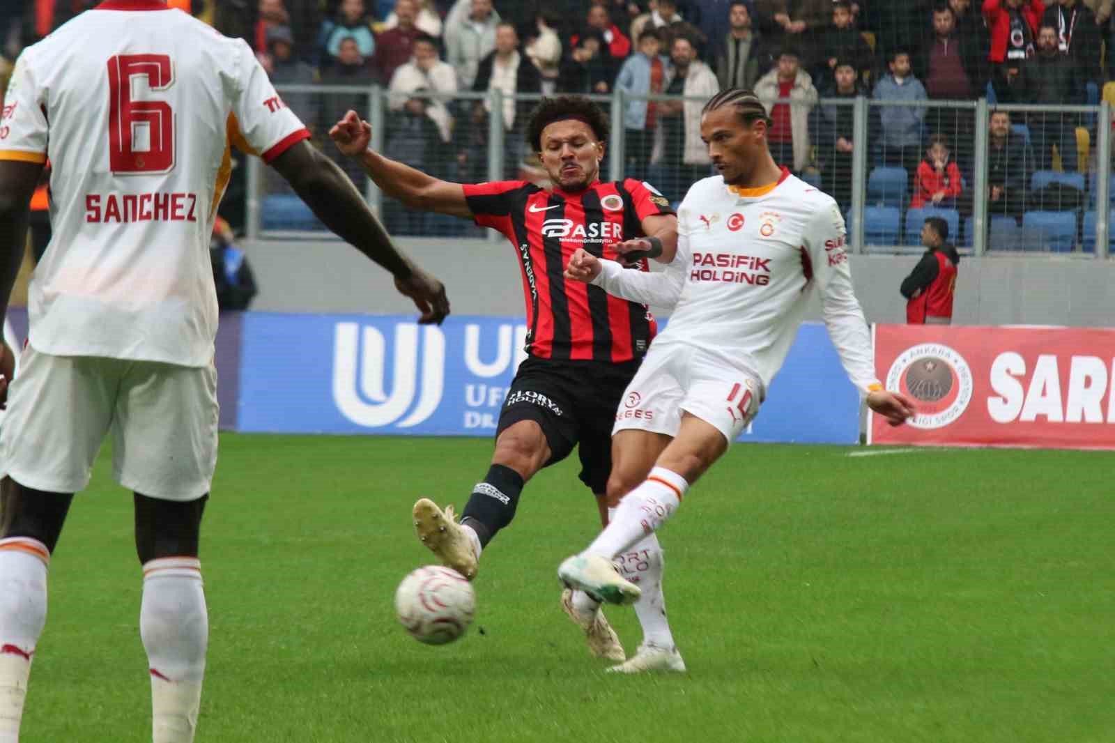 Ankara'da İlgililer Maçı: Gençlerbirliği ve Galatasaray Puansız Ayrıldı