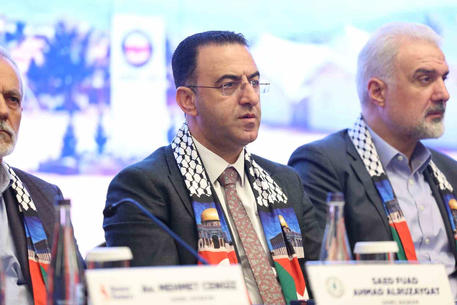 Yalçın: Gazze'de 20 Binden Fazla Öğrenci ve Öğretmen Şehit Oldu
