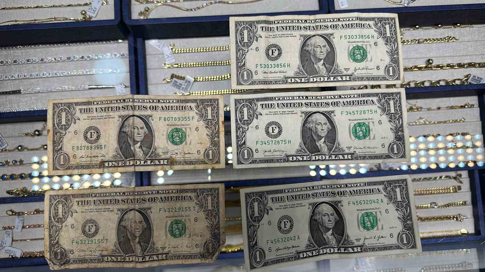 Ankara'da Kuyumcuda Ele Geçirilen F Serisi Dolarlar Şaşırttı
