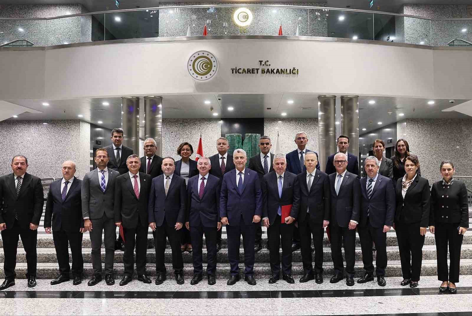 Türk Otomotiv Sektörüne Destek: Bakan Bolat'tan Yeni Açıklamalar