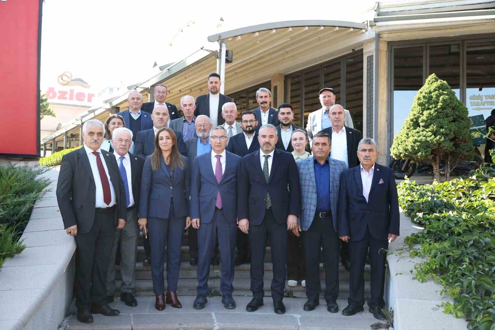 Pursaklar'da Muhtarlar Günü Coşkusu