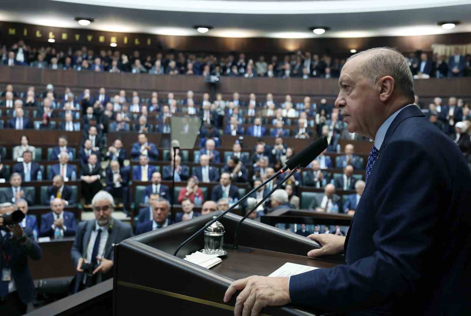 Erdoğan: Türkiye, Suriye'nin Yanında Olmaya Devam Edecek