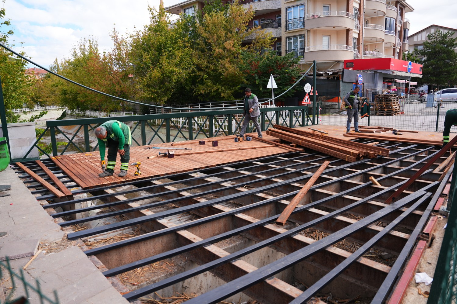 Gölbaşı'nda Osmanlı ve Selçuklu Parkı'na Yeni Bir Soluk