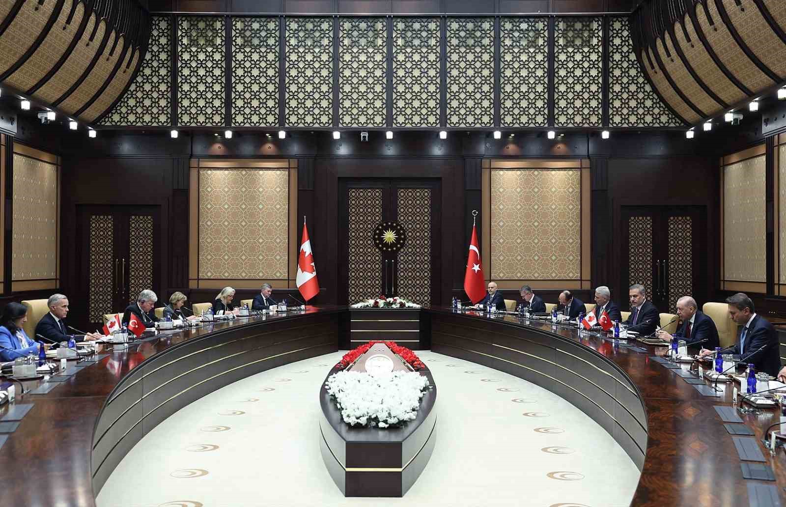 Türk Eximbank ve Kanada'nın EDC'si Arasında Tarihi Anlaşma Yolda
