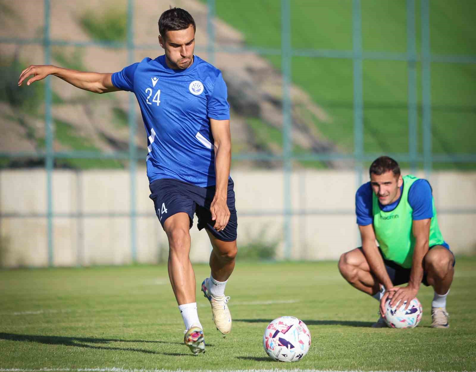 FC Dinamo Batumi Erzurum Kampını Tamamladı