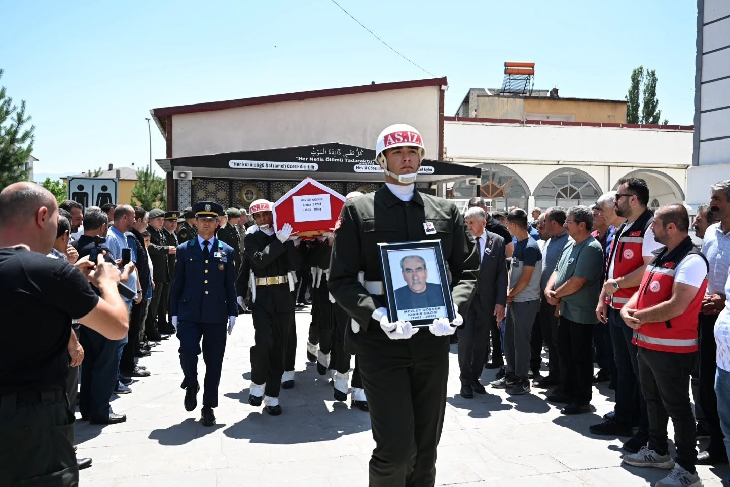 Kıbrıs Gazisi Mevlüt Göşker, Son Yolculuğuna Dualarla Uğurlandı