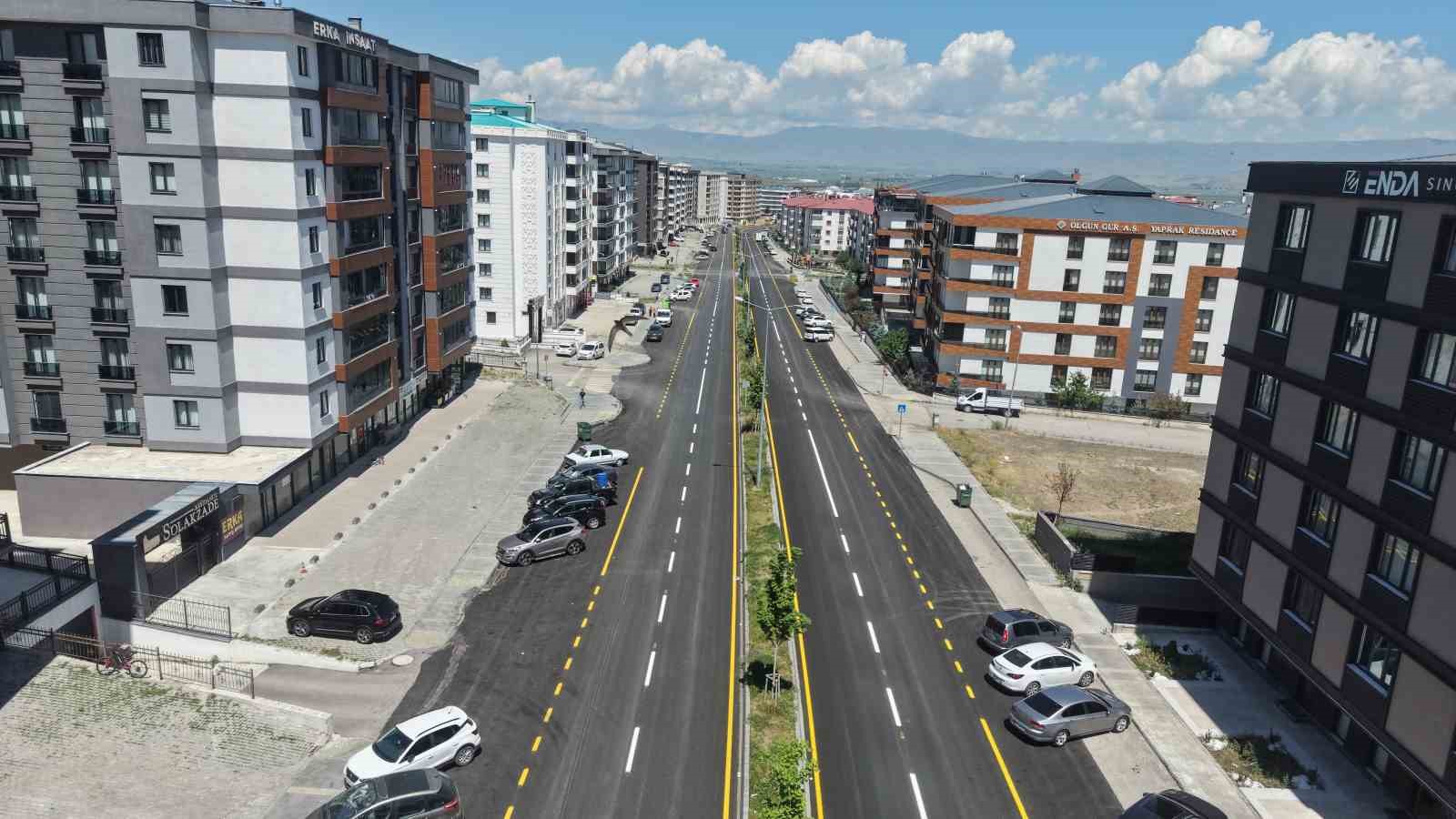 Erzurum'da Asfalt Seferberliği: Her Mahalleye Konforlu Yollar