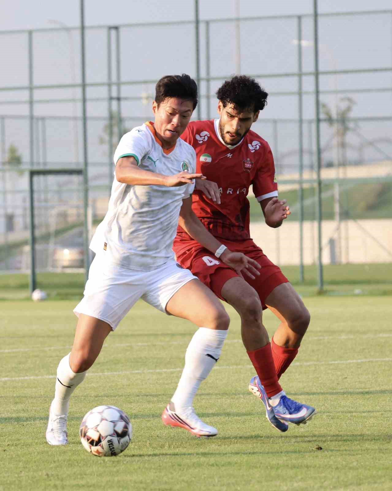Alanyaspor, Perspolis'e Hazırlık Maçında Yenildi