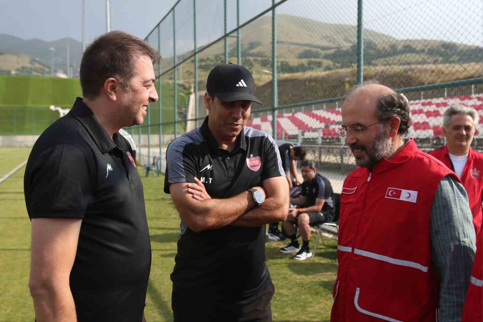 Kızılay’dan Palandöken’de Futbol Takımlarına Lezzetli Sürpriz