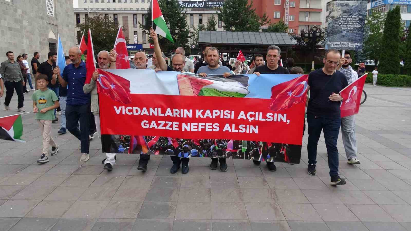 Erzurum'da Sağlık Çalışanlarından Gazze'ye Destek Yürüyüşü