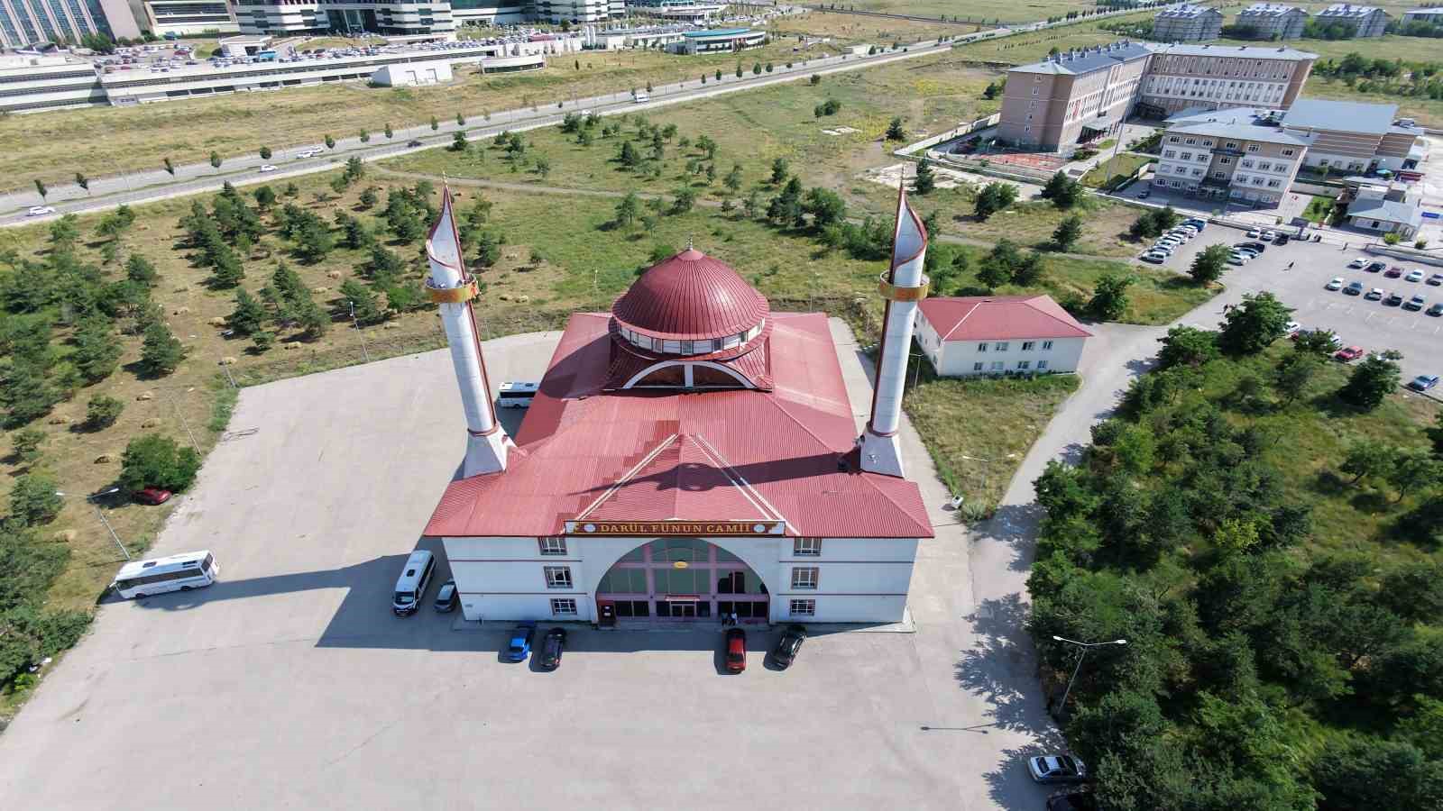 Erzurum'un Kalem Cami'si: Mimari ve Eğitimin Buluştuğu Nokta