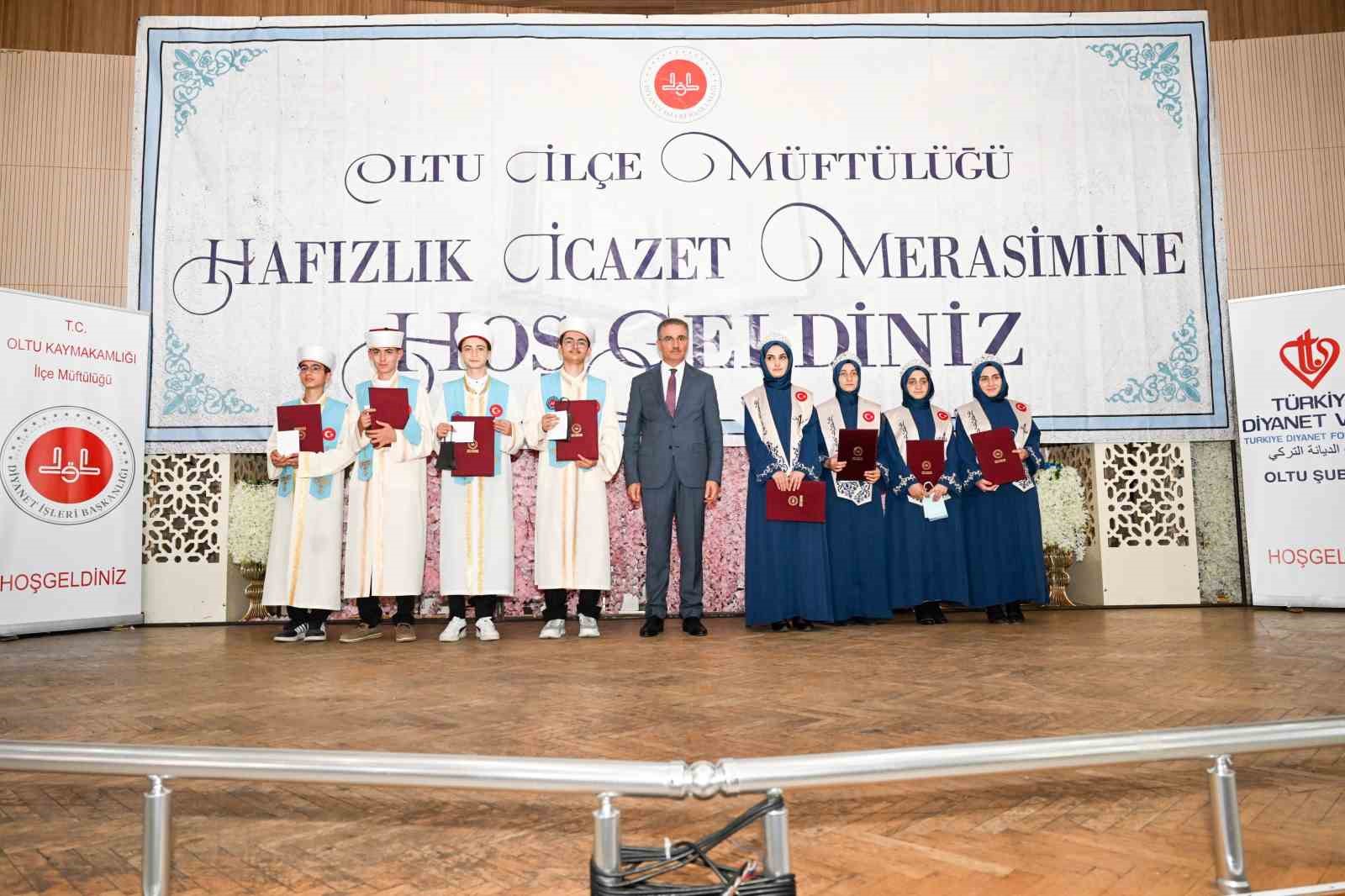 Oltu’da 54 Hafız için İcazet Töreni Coşkuyla Gerçekleşti