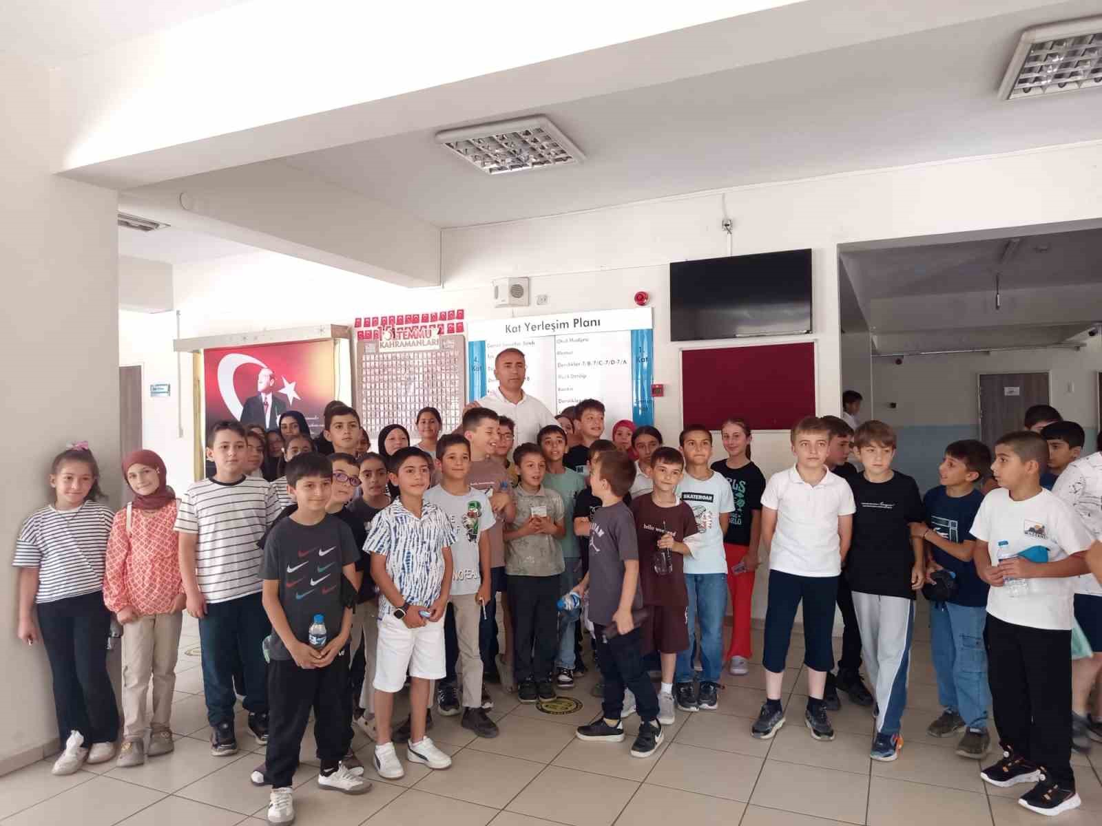 Bağcılar'da Yaz Kur'an Kursları Bilgi Yarışması Heyecanı