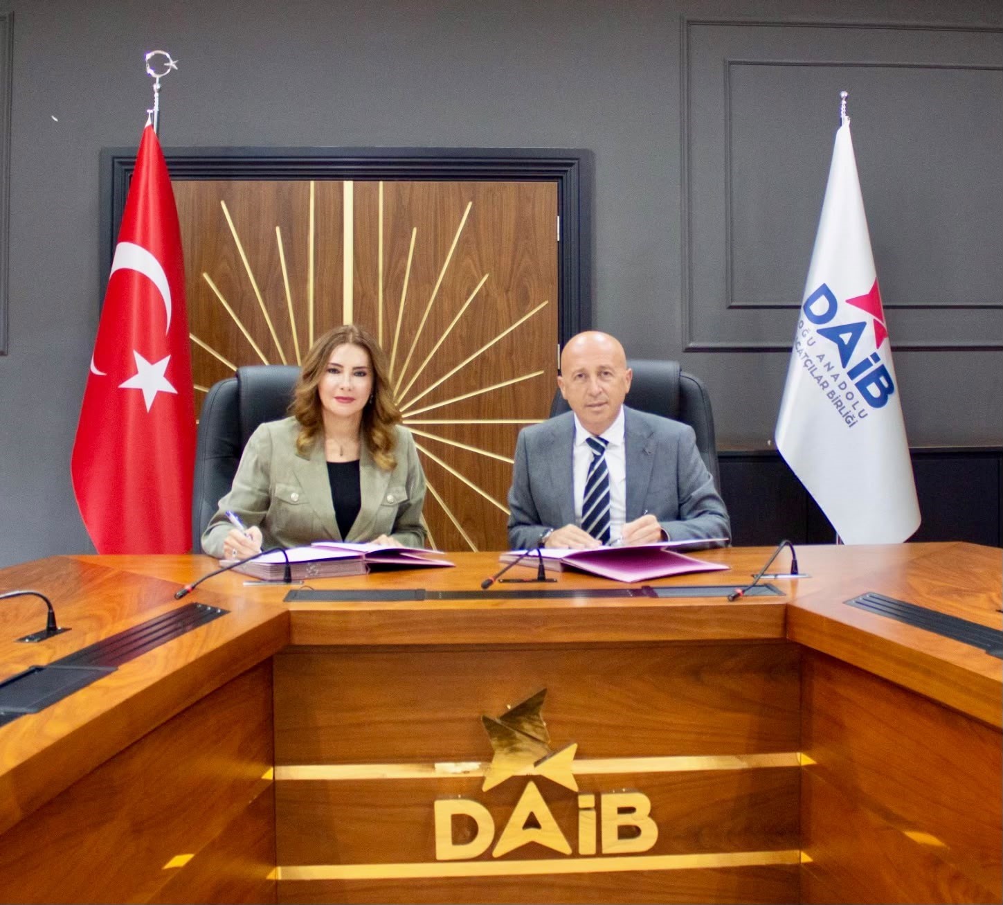 Kadın Girişimciler İçin Erzurum'da İhracat Fırsatları Artıyor