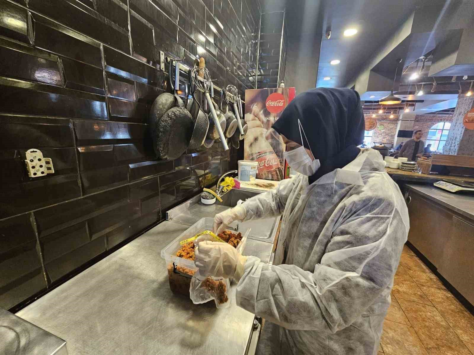 Erzurum’da Gıda Denetimleri Hızla Devam Ediyor: 351 İşletme Kontrol Edildi
