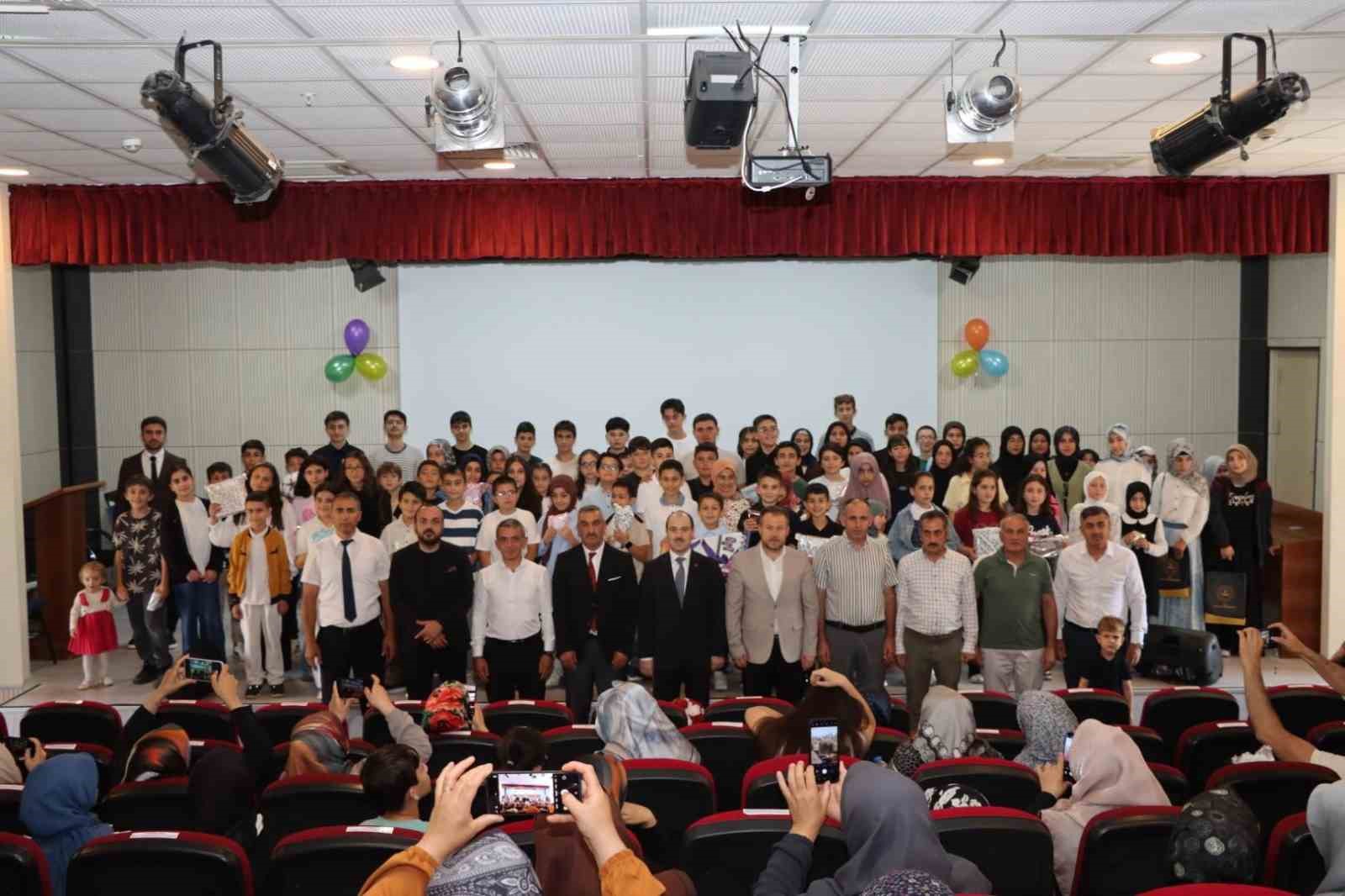 Kur’an Kurslarında Bilgi Yarışması: 100 Öğrenci Ödüllendirildi