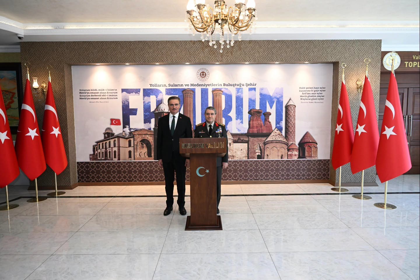 Genelkurmay Başkanı Bayraktaroğlu Erzurum'da Ziyarette Bulundu