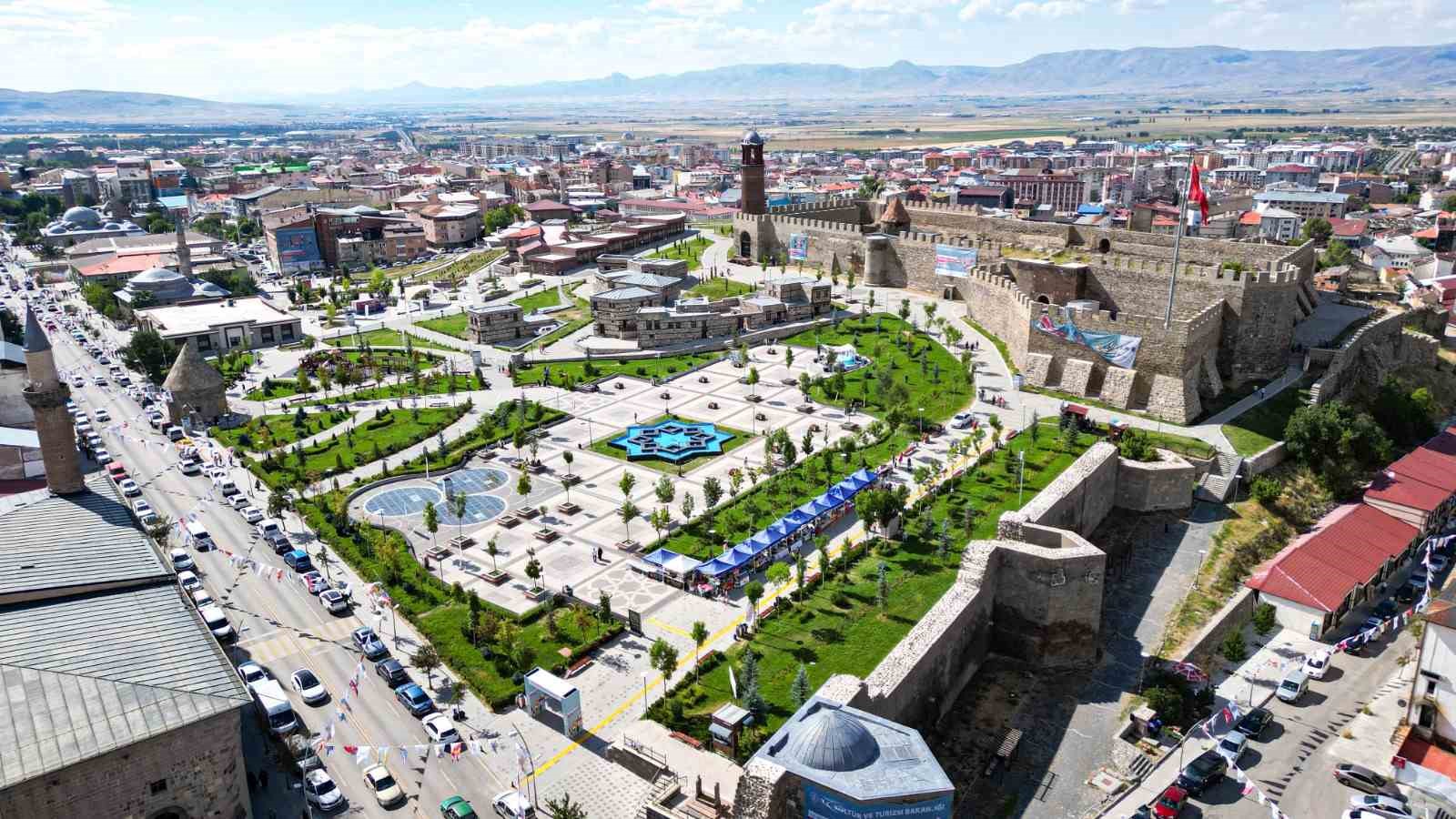 Erzurum'da Gelişim Rüzgarı: Başkan Sekmen'den Çarpıcı Açıklamalar