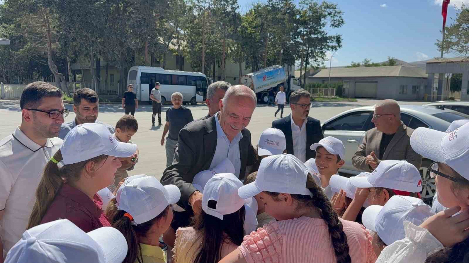 Aşkale Çimento Tesisleri, Çocuklara Kapılarını Açtı