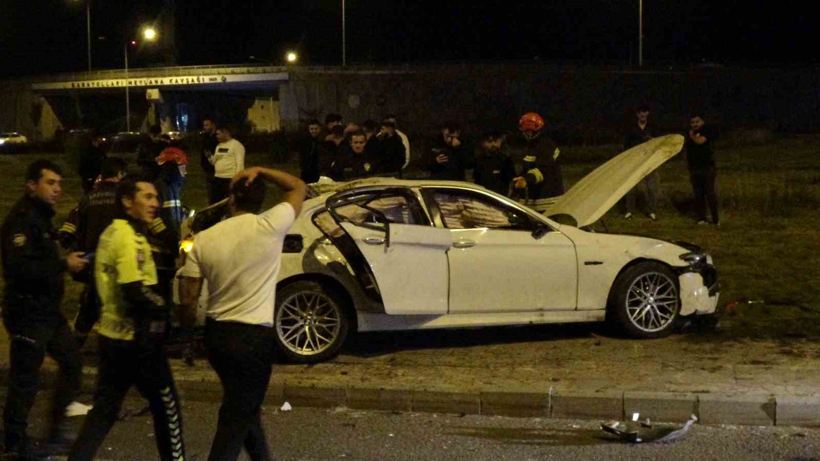 Erzurum'da Takla Atan Araçta 4 Kişi Yaralandı