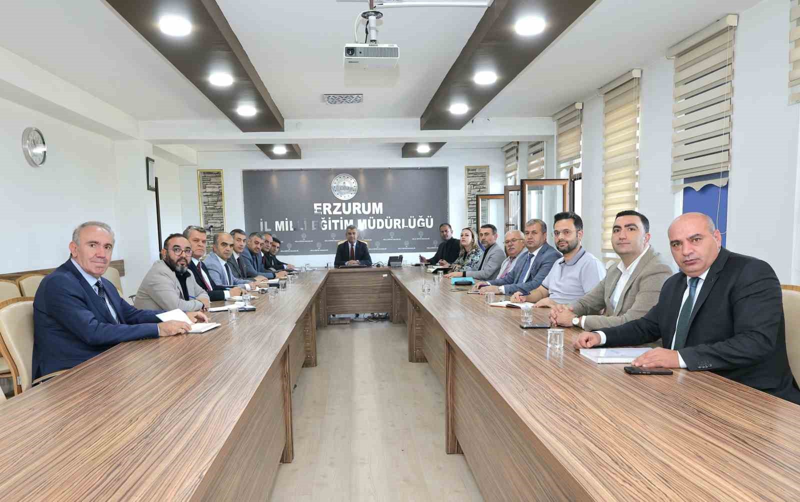 Bağcılar'da Eğitimde Yeni Dönem İçin Hazırlık Toplantısı