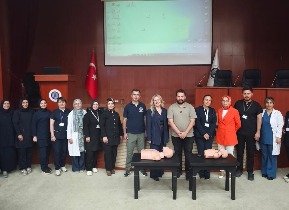 Hayat Kurtarmak İçin Temel İlkyardım Eğitimi Başarıyla Gerçekleşti