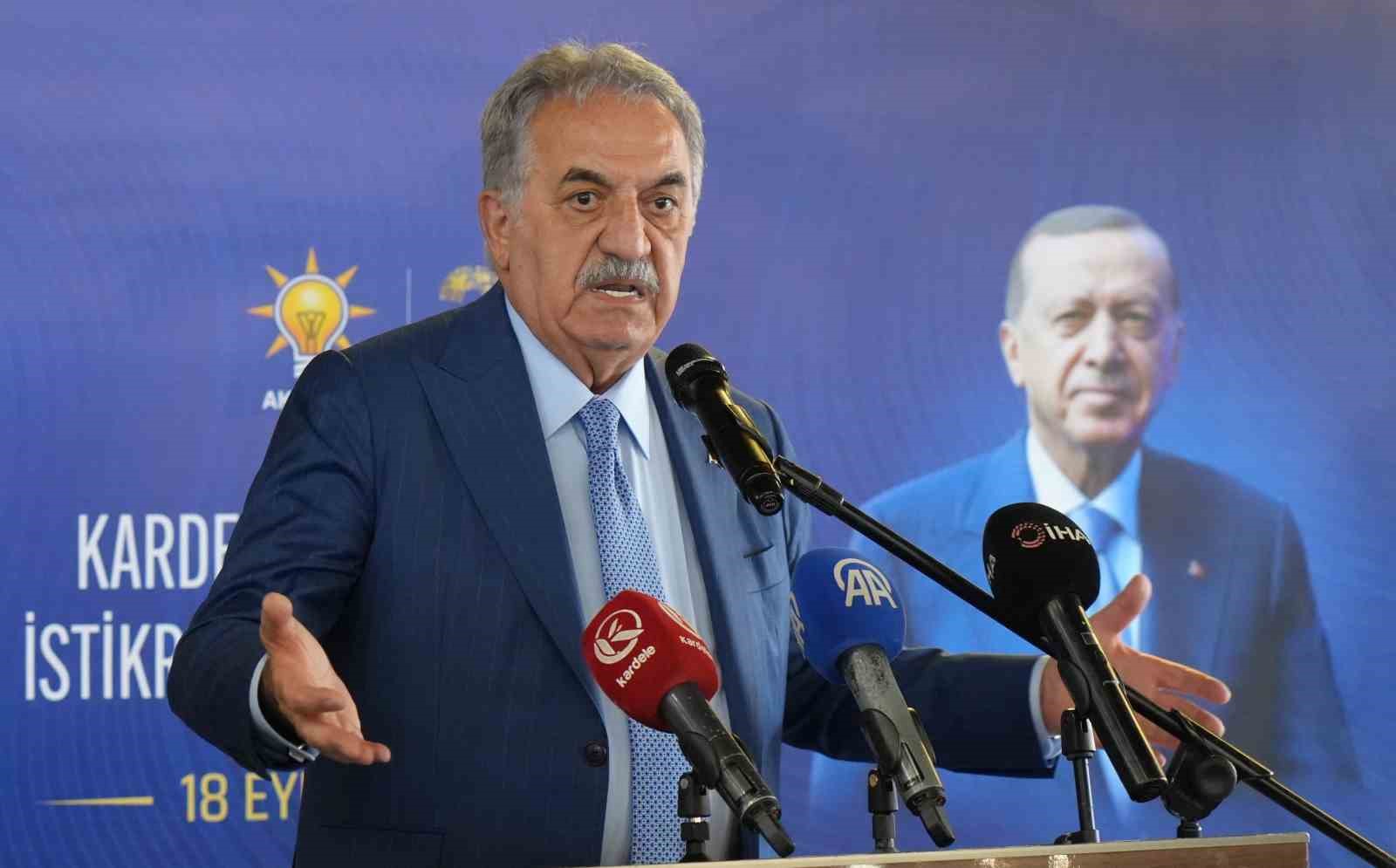 Hayati Yazıcı: Birlik ve Bütünlük Türkiye’nin Gücünü Artıracak