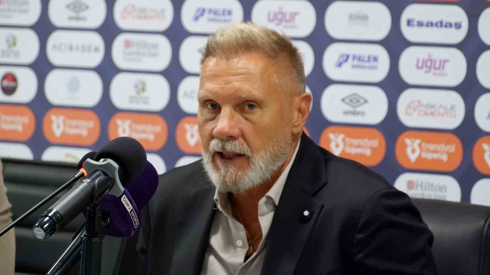Thorsten Fink: "Takımım, kulübüm ve şehrim için umutluyum"