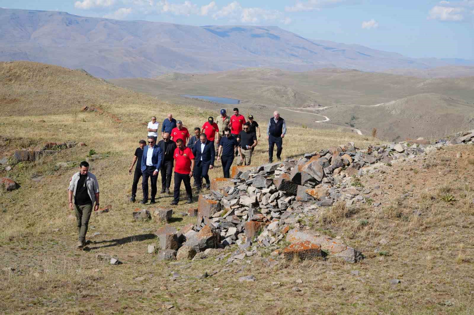 Erzurum'da Ecdadın Mirasına Sahip Çıkma Çağrısı