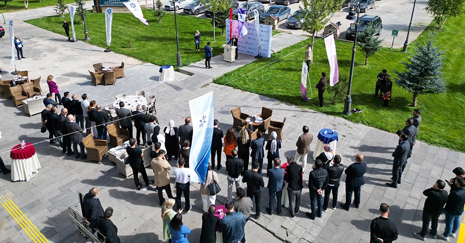 Erzurum Teknik Üniversitesi 5 Yıllık Tam Akreditasyonunu Kutladı