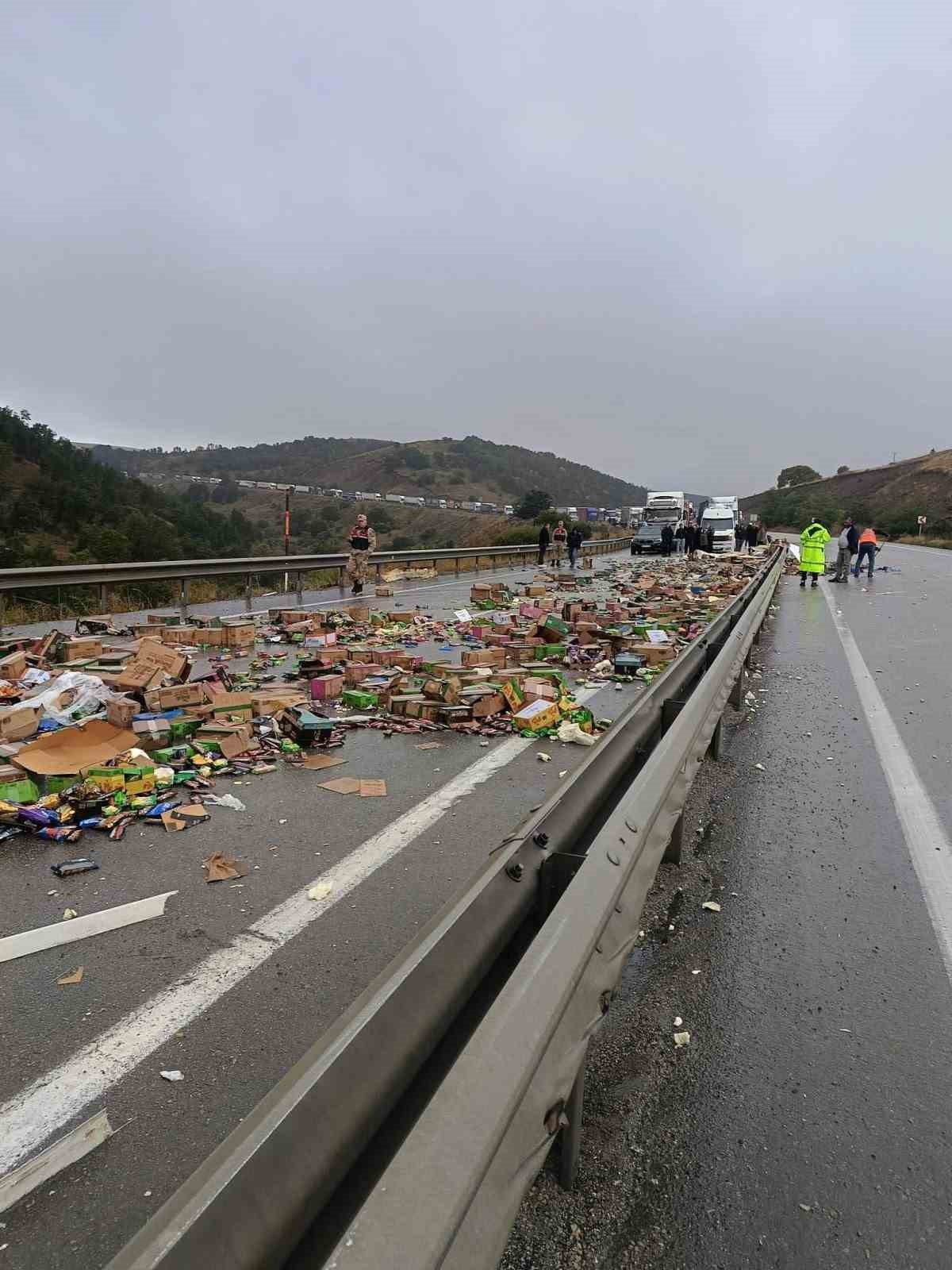 Bağcılar'da Aşırı Yağışlar Trafiği Vurdu: İki Günde İkinci Kaza