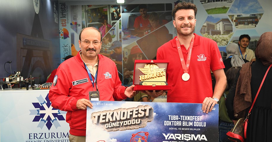 Bağcılar'dan Ödül Alan Akademisyen: Dr. Adem Kantar