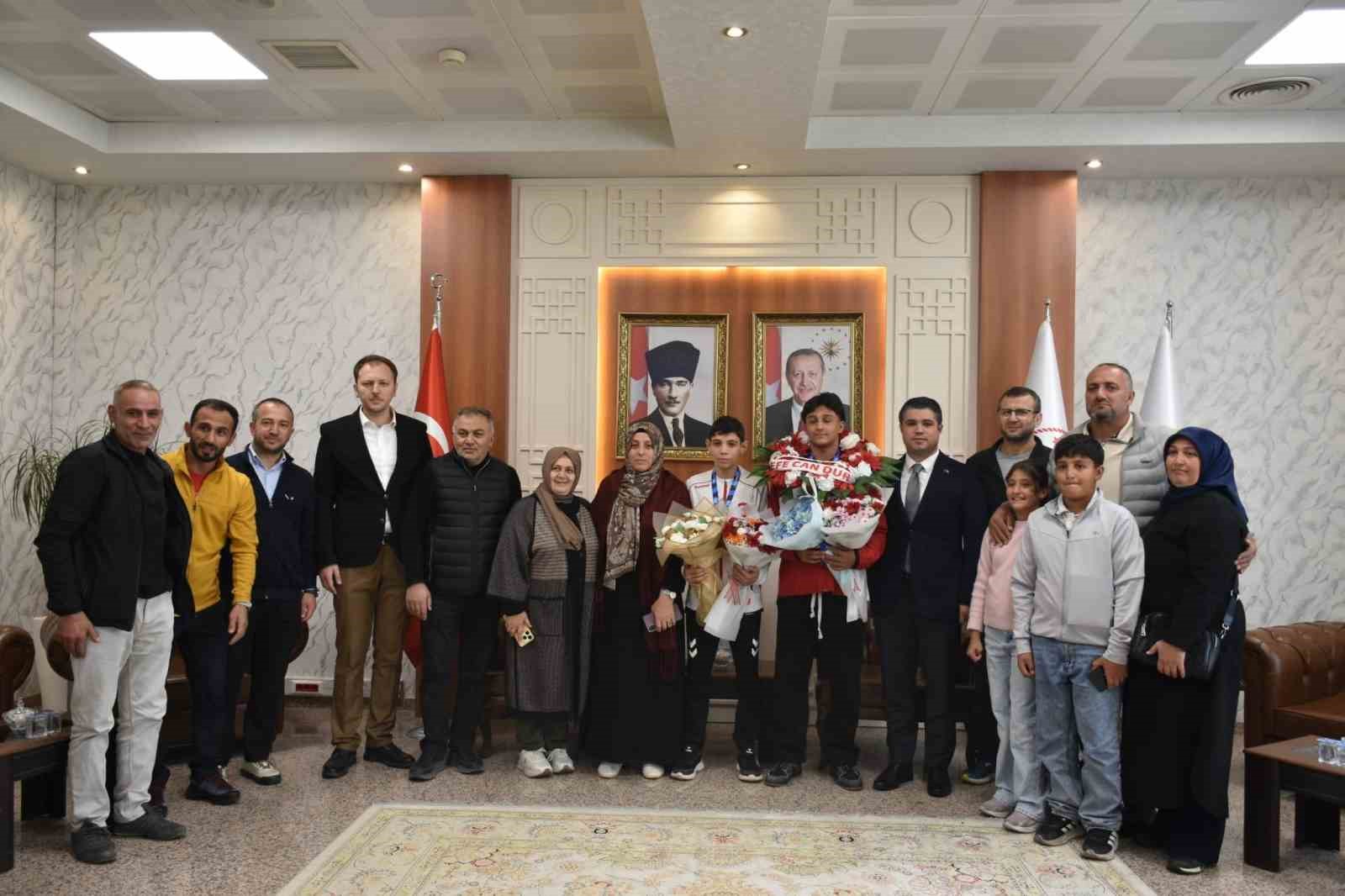 Balkan Şampiyonları Erzurum'da Coşkuyla Karşılandı
