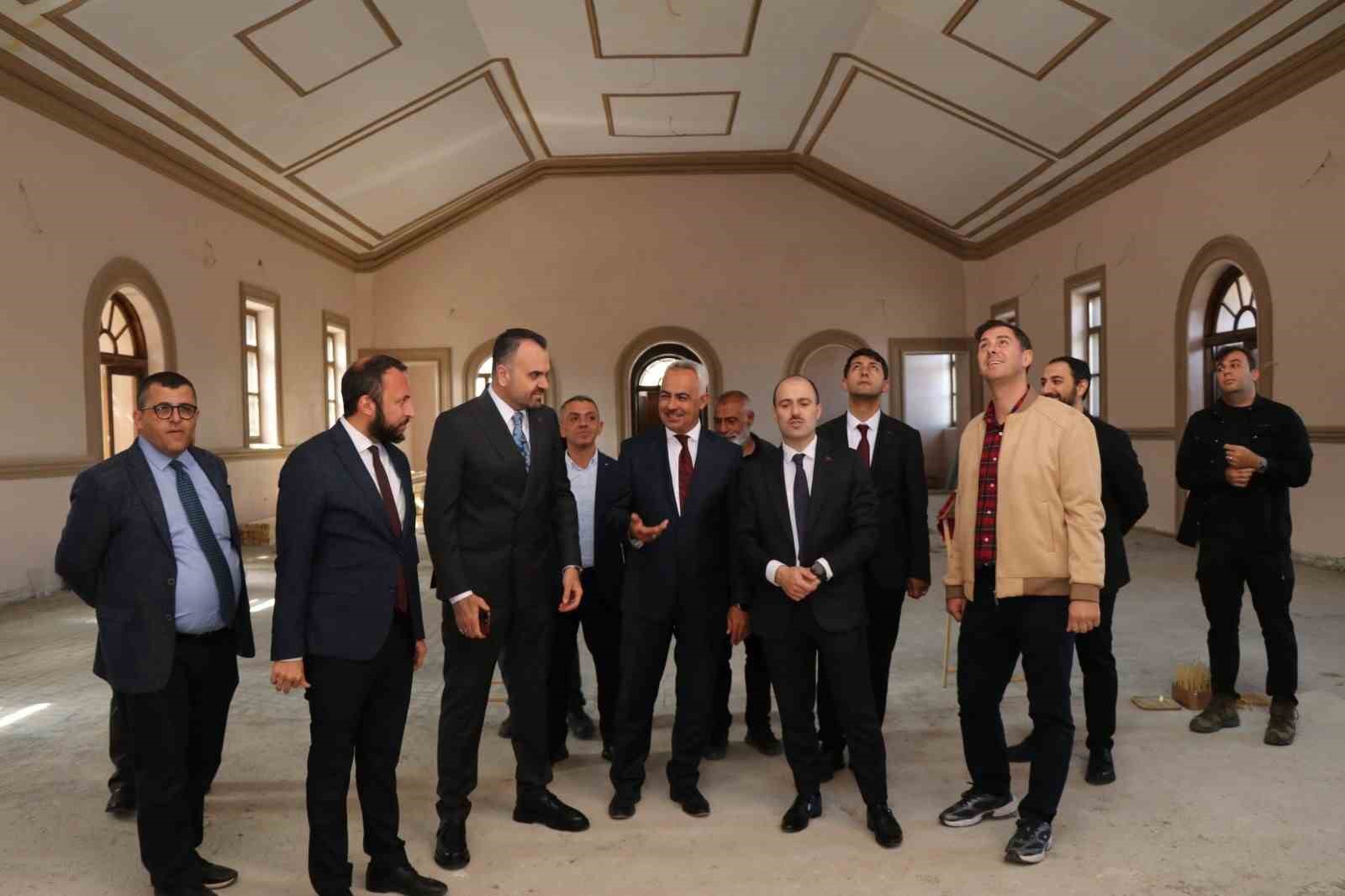 Oltu'da Uyumayan Kütüphane Projesi İçin İlk Adımlar Atıldı
